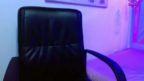 Snapshot of viiolleta chatting on May 16, 12:37 pm viioleta online show from May 16, 12:37 pm