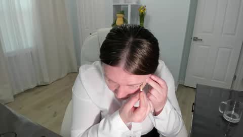 Snapshot of vika7333 chatting on March 10, 2:37 pm Ukrainian-woman online show from March 10, 2:37 pm