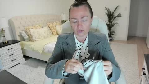 Ukrainian-woman online show from May 1, 11:37 am