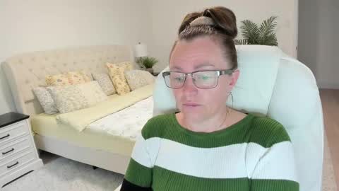 Ukrainian-woman online show from June 10, 11:42 am