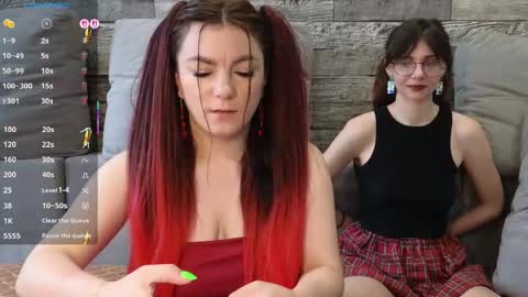 Snapshot of vika_loves_you chatting on May 29, 2:09 am follow my fansly online show from May 29, 2:09 am