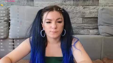Snapshot of vika_loves_you chatting on June 18, 2:56 am follow my fansly online show from June 18, 2:56 am