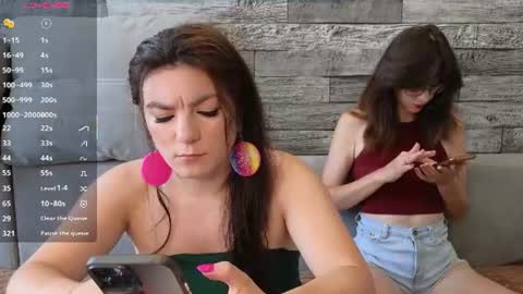 Snapshot of vika_loves_you chatting on July 9, 2:26 am follow my fansly online show from July 9, 2:26 am