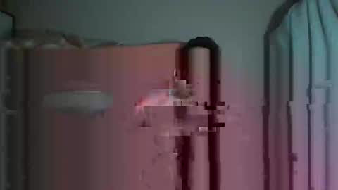  Tom reunz online show from December 8, 4:57 am