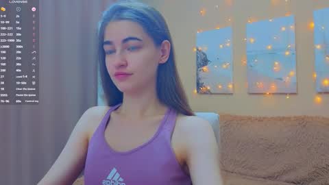 vikiberry online show from March 17, 4:06 am