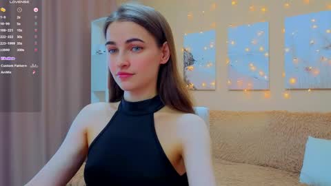 vikiberry online show from April 30, 10:10 am