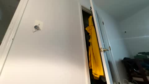 Snapshot of viking6man chatting on February 17, 12:38 pm Richard Flasher online show from February 17, 12:38 pm