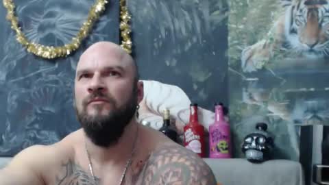 viking online show from January 8, 8:00 pm