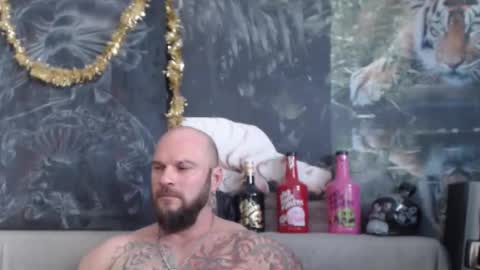 viking online show from February 26, 9:41 am