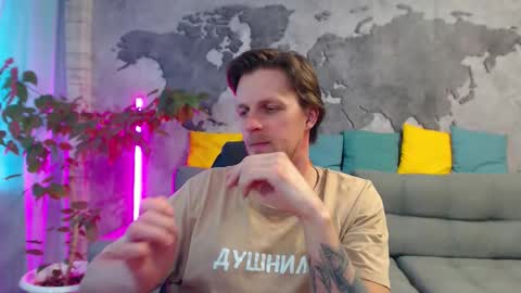vikingchrisss online show from March 25, 10:21 am