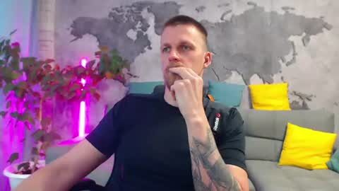 Snapshot of vikingchrisss chatting on June 27, 10:42 am vikingchrisss online show from June 27, 10:42 am