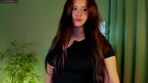 Vikki online show from April 23, 12:29 pm