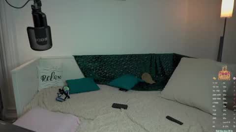 Snapshot of viktor_secret chatting on June 7, 4:49 am fansly VITEKsecret online show from June 7, 4:49 am