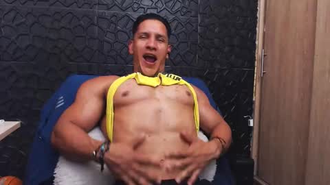 Viktor Herrera online show from October 28, 5:04 pm