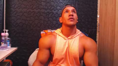 Viktor Herrera online show from November 26, 12:06 pm