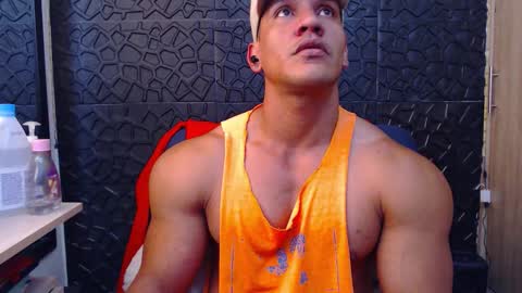 Viktor Herrera online show from January 7, 3:03 pm