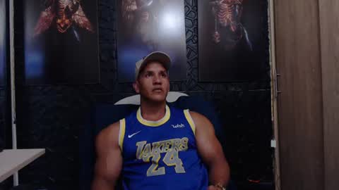 Viktor Herrera online show from June 17, 3:09 am