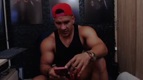 Viktor Herrera online show from June 29, 3:56 pm
