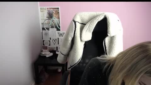 viktoria_lovely online show from November 25, 10:04 am