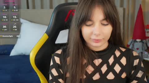 Snapshot of viktoria_storm chatting on December 26, 9:37 pm Alisa online show from December 26, 9:37 pm