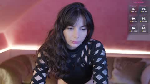 Snapshot of viktoria_storm chatting on January 5, 4:27 pm Alisa online show from January 5, 4:27 pm