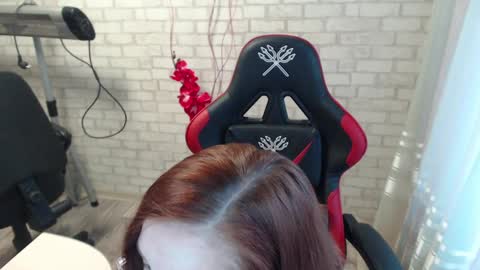 Snapshot of vikualex69 chatting on March 1, 7:19 am vikualex69 online show from March 1, 7:19 am