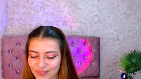 viky_evanss online show from December 14, 3:06 pm