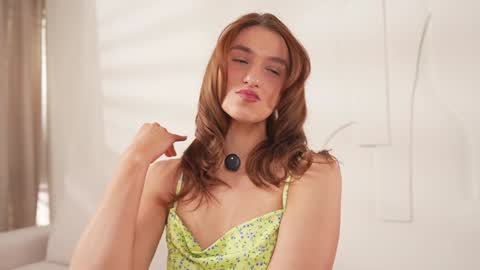 Lana online show from February 5, 8:30 am