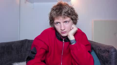 Snapshot of vince__dice chatting on October 15, 4:07 pm Dimoooooon online show from October 15, 4:07 pm