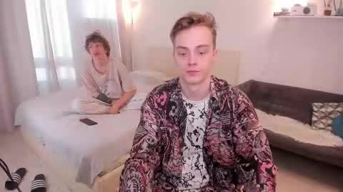 Dimoooooon online show from November 4, 11:42 am