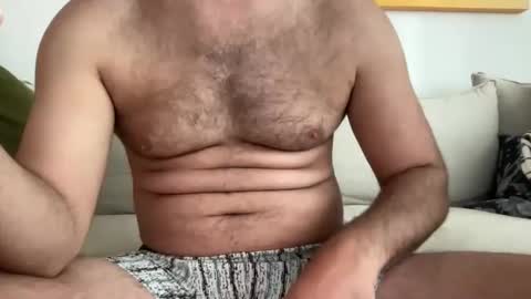 Snapshot of vincee2 chatting on January 11, 4:03 pm vincee2 online show from January 11, 4:03 pm