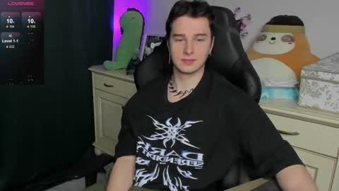 Vincent Strong online show from January 16, 2:32 pm