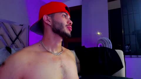 Vincent online show from June 28, 3:23 am