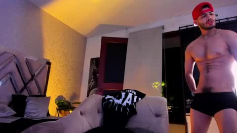 Vincent online show from August 3, 4:33 am