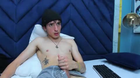 vinniematte online show from February 26, 8:59 am