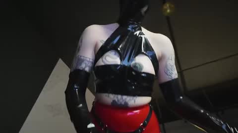 Diva Silvia online show from March 12, 5:17 pm