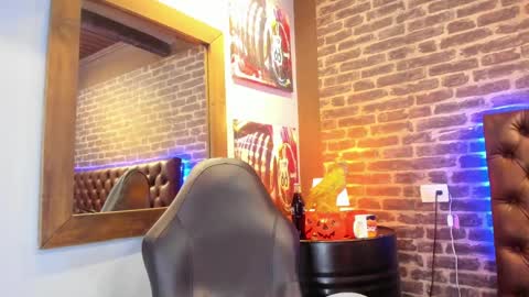 ---Vinzen--- online show from October 29, 5:10 am