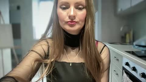 Funny  girl online show from March 5, 10:44 am