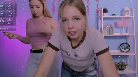 viola_sweet_ online show from June 19, 8:18 am