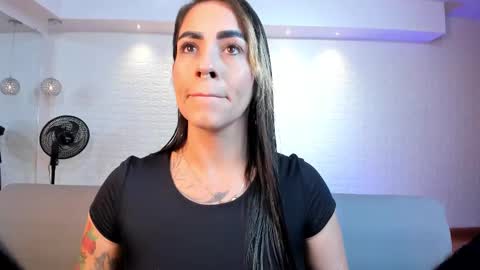 Violett  Everyday From 0530 to 1430 Col Time online show from November 25, 10:37 am