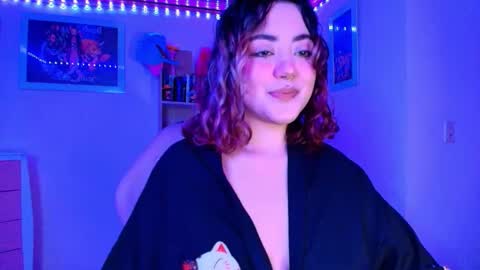 violet online show from November 23, 7:08 am