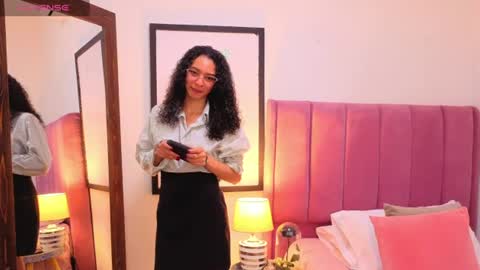 Snapshot of violet__15 chatting on June 10, 12:26 pm violet__15 online show from June 10, 12:26 pm