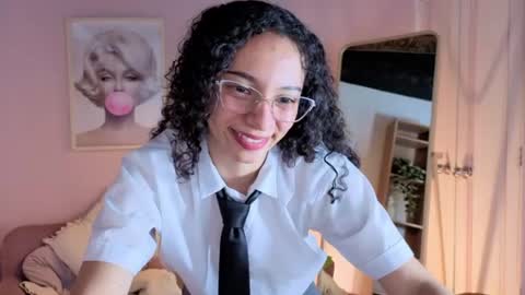 violet__15 online show from June 25, 12:09 pm