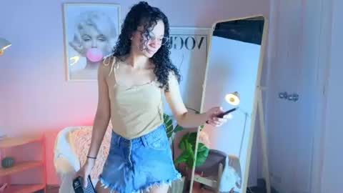 violet__15 online show from July 14, 12:11 pm