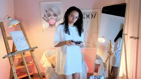 violet__15 online show from July 18, 12:09 pm