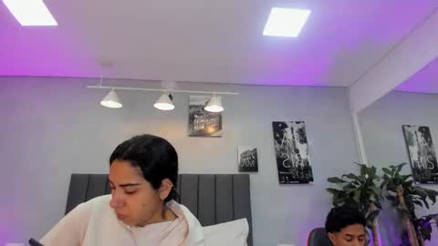 Violet and Myers online show from November 19, 11:21 am