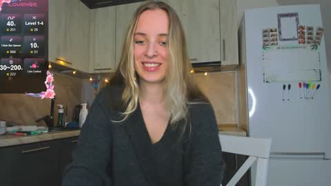 Violet online show from December 3, 12:16 pm