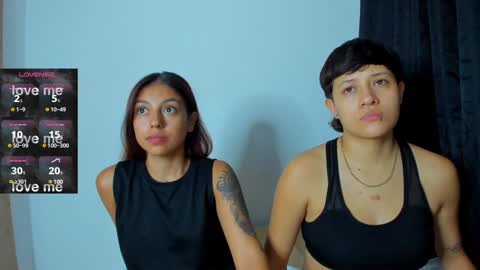 Violet and Casper online show from December 5, 9:06 am