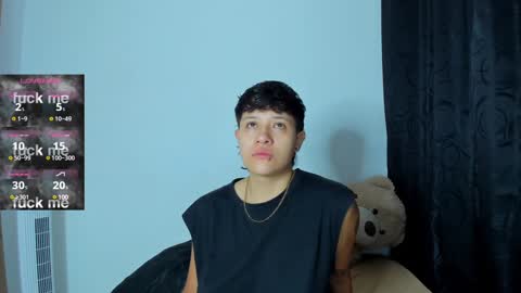 Violet and Casper online show from December 19, 10:13 am