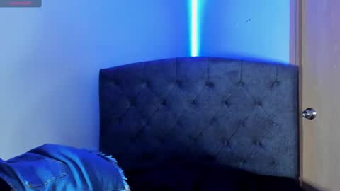 Violet and Casper online show from February 21, 11:32 pm